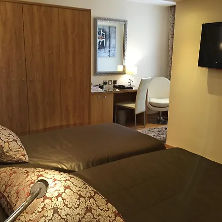 Osborne Hotel 3*
