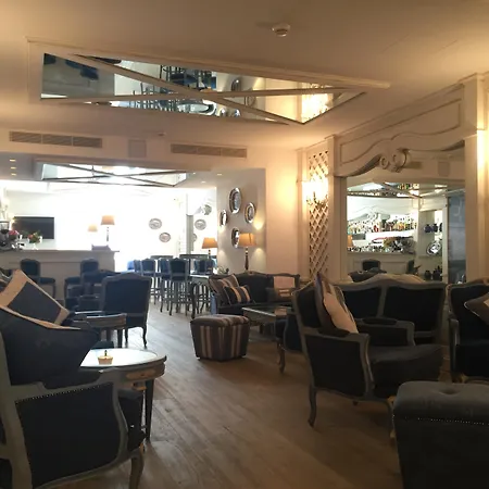 奥斯本酒店 3*