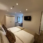 أوزبورن 3*