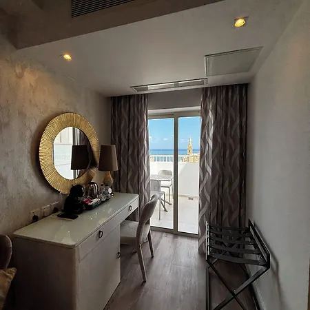 Hotel Osborne 3*